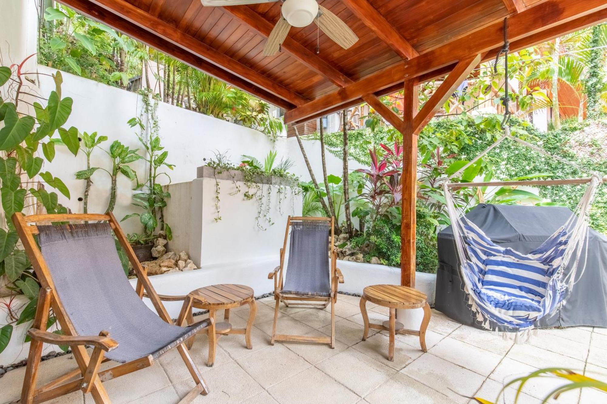 Casa Vitality Bed And Breakfast - Playa Guiones, Nosara - 4 Minute Walk To The Beach Exterior photo